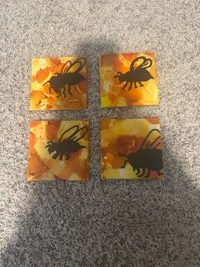Bumble bee coaster sets
